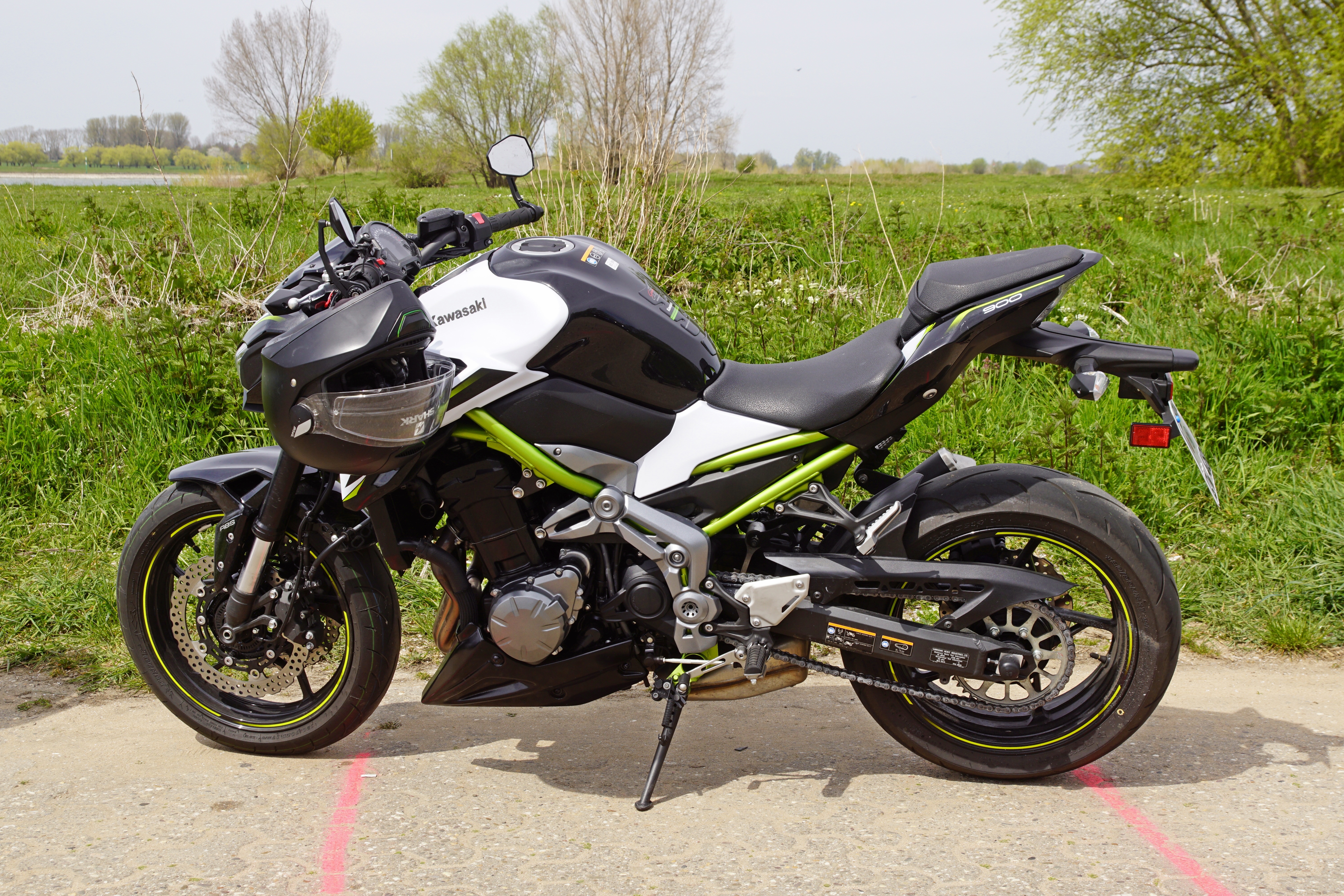 assurances -  moto - assurance moto - kawasaki z 900